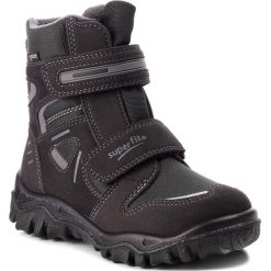 Śniegowce SUPERFIT - GORE-TEX 3-09080-00 D Schwarz/Grau. Czarne śniegowce chłopięce Superfit, bez zapięcia, gore-tex. W wyprzedaży za 259,00 zł.