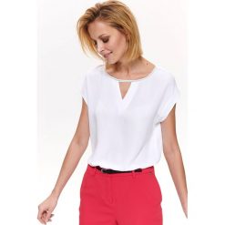 ELEGANCKA BLUZKA Z OZDOBNĄ TAŚMĄ. Białe bluzki damskie Top Secret, m, bez wzorów, eleganckie, z okrągłym kołnierzem, z krótkim rękawem. Za 79,99 zł.