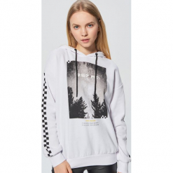 Bluza z fotoprintem - Biały. Białe bluzy rozpinane damskie Cropp, l. Za 89,99 zł.