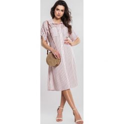 Różowa Sukienka Mistype. Różowe sukienki damskie other, xl, w paski, eleganckie, z wykładanym kołnierzem, z krótkim rękawem, krótkie, mini, koszulowe. Za 89,99 zł.