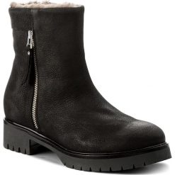Botki GINO ROSSI - Donata DBH102-R78-4B00-9900-M 99. Czarne buty zimowe damskie marki Gino Rossi, z nubiku, na obcasie. W wyprzedaży za 289,00 zł.