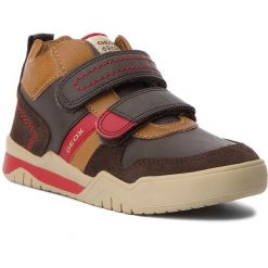 Sneakersy GEOX - J Perth B. D J847RD 05422 C0975 S Dk Brown/Red. Pomarańczowe trampki chłopięce Geox, bez wzorów, z zamszu, bez zapięcia. W wyprzedaży za 219,00 zł.