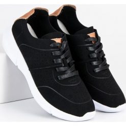 WIĄZANE BUTY SPORTOWE. Buty sportowe damskie FILIPPO, bez wzorów, z zamszu, sportowe. Za 99,90 zł.