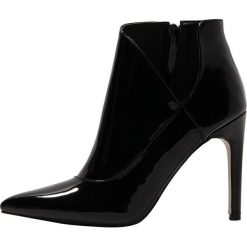 Botki damskie: RAID COREY Botki na obcasie black patent