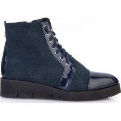 Sneakersy granatowe. Niebieskie trampki i tenisówki damskie Arturo Vicci. Za 223,30 zł.