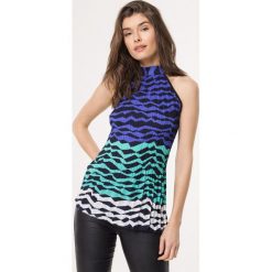 Miętowy Top Best Version. Zielone bluzki damskie Born2be, m, w paski, ze stójką. Za 29,99 zł.