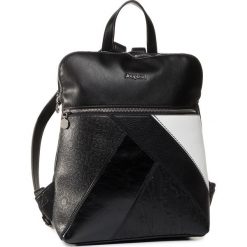 Plecak DESIGUAL - 20SAKP21 2000. Czarne plecaki damskie Desigual, bez wzorów, ze skóry ekologicznej, klasyczne. W wyprzedaży za 279,00 zł.