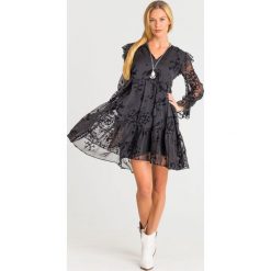 SUKIENKA MY TWIN Twinset. Czarne sukienki damskie Twinset, na imprezę, s, z nadrukiem, bez kołnierzyka, bez rękawów, mini. Za 749,00 zł.