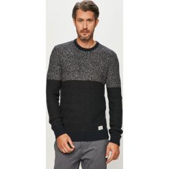 Pepe Jeans - Sweter Federio. Niebieskie swetry męskie Pepe Jeans, s, bez wzorów, z bawełny, z okrągłym kołnierzem, bez kaptura. Za 359,90 zł.