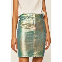 Love Moschino - Spódnica jeansowa. Spódniczki damskie Love Moschino, na co dzień, bez wzorów, z bawełny, casualowe, z podwyższonym stanem, mini, proste. Za 1049,00 zł.