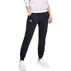 Under Armour Rival Fleece Sportstyle Graphic Pant 1348549-001. Czarne spodnie damskie Under Armour, m, z bawełny. W wyprzedaży za 159,99 zł.