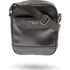 REPORTERKA trussardi jeans. Czarne torby męskie skórzane Trussardi Jeans, w paski, z jeansu, małe. Za 409,00 zł.