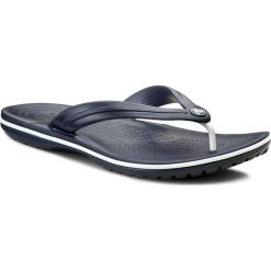 Japonki CROCS - Crocband Flip 11033 Navy. Niebieskie klapki damskie Crocs, bez wzorów, z tworzywa sztucznego, bez obcasa. W wyprzedaży za 59,00 zł.