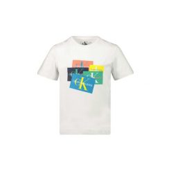 T-shirty z krótkim rękawem Dziecko Calvin Klein Jeans IB0IB00214 MONOGRAM PATCH OCO T. Białe t-shirty chłopięce Calvin Klein Jeans, bez wzorów, z jeansu, z krótkim rękawem. Za 152,19 zł.