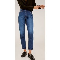 Mango - Jeansy Newmom. Zielone jeansy damskie Mango, bez wzorów, z elastanu, z podwyższonym stanem. W wyprzedaży za 111,90 zł.