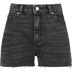 Cheap Monday Donna Shorts Krótkie spodenki damskie czarny. Czarne bez kategorii marki Cheap Monday. Za 184,90 zł.