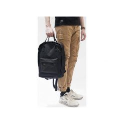 BEST BASIC BACKPACK. Czarne plecaki męskie Mszz, bez wzorów, klasyczne. Za 189,00 zł.