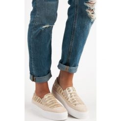 Złote trampki espadryle EVERLY. Żółte trampki i tenisówki damskie marki J. STAR. Za 32,90 zł.