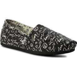Półbuty SKECHERS - BOBS True Co 33925/BLK Black. Czarne półbuty damskie Skechers, na co dzień, bez wzorów, z tworzywa sztucznego, bez obcasa, na płaskiej podeszwie, bez zapięcia. W wyprzedaży za 159,00 zł.