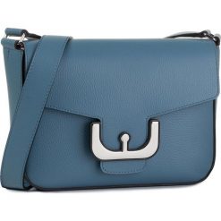 Torebka COCCINELLE - FJ5 Ambrine Cross E1 FJ5 15 01 01 Denim B70. Niebieskie listonoszki damskie Coccinelle, bez wzorów, ze skóry, eleganckie, bez dodatków. Za 1049,00 zł.