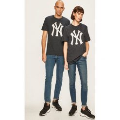 47brand - T-shirt. Niebieskie bluzki damskie 47brand, s, z nadrukiem, z bawełny, z okrągłym kołnierzem. W wyprzedaży za 99,90 zł.
