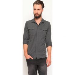 KOSZULA DŁUGI RĘKAW MĘSKA SLIM FIT. Szare koszule męskie slim marki Top Secret, m, z klasycznym kołnierzykiem, z długim rękawem. Za 44,99 zł.