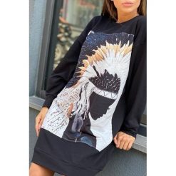 Bluza damska INDIANA BLACK. Czarne bluzy sportowe damskie IVET, z nadrukiem, bez rękawów, bez kaptura. W wyprzedaży za 69,00 zł.
