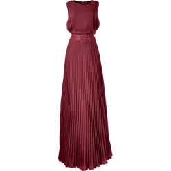 Sukienka plisowana bonprix ciemnoczerwony. Czerwone sukienki damskie bonprix, bez wzorów, eleganckie, z okrągłym kołnierzem, bez rękawów. Za 179,99 zł.