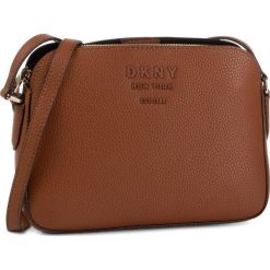 Torebka DKNY - Noho-Centr Zip Cbody R93EHE16 Carml/Blk C6b. Pomarańczowe listonoszki damskie DKNY, bez wzorów, ze skóry, bez dodatków. W wyprzedaży za 539,00 zł.