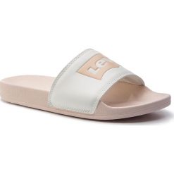 Klapki LEVI'S - 229170-794-81 Light Pink. Białe klapki damskie Levi's®, bez wzorów, ze skóry ekologicznej, bez obcasa. Za 109,00 zł.