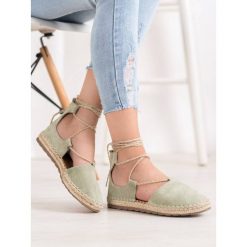 Zamszowe espadryle z wiĄzaniem. Espadryle damskie SEASTAR, bez wzorów, z zamszu, bez obcasa. W wyprzedaży za 89,00 zł.