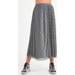 SPÓDNICA LINCE WEEKEND MAX MARA. Spódniczki damskie Weekend Max Mara, s, bez wzorów, klasyczne, dopasowane. Za 729,00 zł.