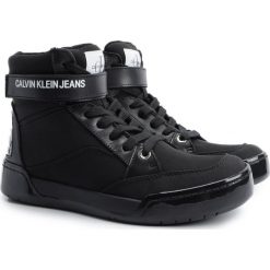 Calvin Klein Sneakersy "Nelda". Trampki i tenisówki damskie Calvin Klein, bez wzorów, ze skóry, bez zapięcia. Za 399,00 zł.