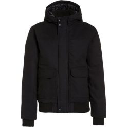 Quiksilver BROOKS ISLAND DWR Kurtka zimowa black. Czarne kurtki chłopięce marki Quiksilver, na zimę, z bawełny. W wyprzedaży za 341,10 zł.