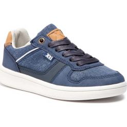 Sneakersy XTI - 56812 Jeans. Niebieskie trampki chłopięce Xti, bez wzorów, z jeansu, na sznurówki. W wyprzedaży za 129,00 zł.