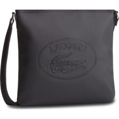 Saszetka LACOSTE - NF2420WM Black/Black A68. Czarne torby męskie skórzane Lacoste, bez wzorów, z tworzywa sztucznego, młodzieżowe. Za 399,00 zł.
