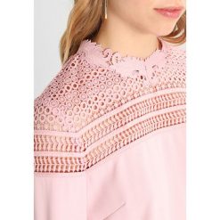 Sukienki: Ted Baker LUCILA PANEL BELL SLEEVE Sukienka koktajlowa dusky/pink