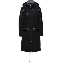 Parka z wstawkami ze sztucznej skóry bonprix czarny. Czarne parki damskie bonprix, bez wzorów, ze skóry, bez kaptura. Za 319,99 zł.
