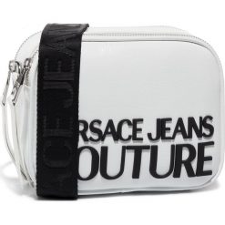 Torebka VERSACE JEANS COUTURE - E1VVBBM6 71412 003. Białe listonoszki damskie Versace Jeans Couture, bez wzorów, z jeansu, bez dodatków. W wyprzedaży za 439,00 zł.