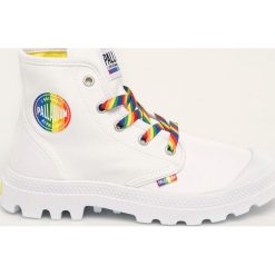 Palladium - Trampki. Białe trampki i tenisówki damskie Palladium, bez wzorów, z materiału, na sznurówki. Za 419,90 zł.