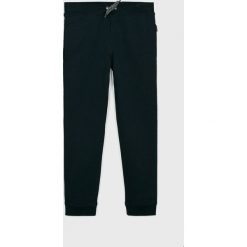 Name it - Spodnie dziecięce 116-164 cm. Szare spodnie chłopięce Name it, bez wzorów, z bawełny. Za 59,90 zł.