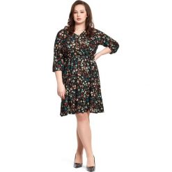 Czarna sukienka Magda w turkusowo białe kwiatki duże rozmiary XXL OVERSIZE. Niebieskie sukienki damskie Moda Size Plus Iwanek, na co dzień, na wiosnę, s, w paski, z elastanu, eleganckie, z klasycznym kołnierzykiem, bez rękawów, oversize. Za 139,90 zł.