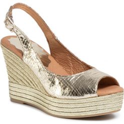 Espadryle QUAZI - QZ-56-04-000496 511. Żółte espadryle damskie QUAZI, bez wzorów, ze skóry, bez obcasa, na obcasie. W wyprzedaży za 189,00 zł.
