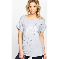 Bluzki ażurowe: Szary T-shirt Hight Vibrations