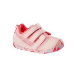 Buty do gimnastyki 510 I LEARN BREATH dla dzieci. Różowe buciki niemowlęce DOMYOS, z poliesteru, bez zapięcia. Za 64,99 zł.