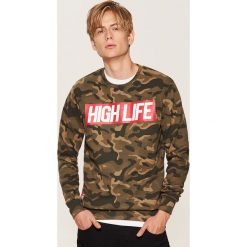 Bluza camo z napisem - Beżowy. Brązowe bluzy męskie rozpinane marki House, l, z napisami. Za 89,99 zł.