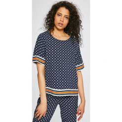 Jacqueline de Yong - Top Berlin. Niebieskie topy damskie marki Jacqueline de Yong, s, z wiskozy, z dekoltem w łódkę. W wyprzedaży za 34,90 zł.