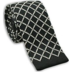 Dziergany Krawat Męski Knit w Białą Kratkę, Romby - 5,5 cm - Alties, Czarny KRALTS0081. Czarne krawaty męskie Alties, w paski, z jeansu, sportowe. Za 44,00 zł.