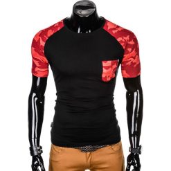T-shirt męski z nadrukiem moro S1013 - czarny/czerwony. Czerwone t-shirty męskie Ombre Clothing, s, z nadrukiem, bez kołnierzyka. Za 19,99 zł.
