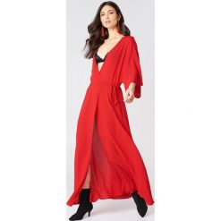 NA-KD Boho Sukienka-płaszcz - Red. Czerwone płaszcze damskie marki NA-KD Boho, bez wzorów, z wiskozy, boho. W wyprzedaży za 50,47 zł.